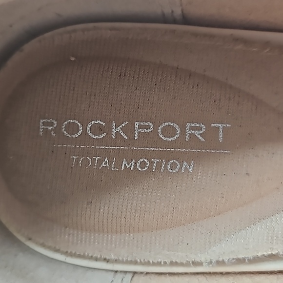 Rockport Total Motion Beige Pointed Toe Heels - Size 6.5 - Picture 4 of 7